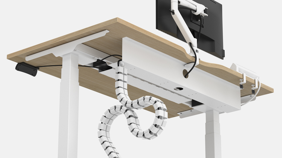 Linx cable management spine